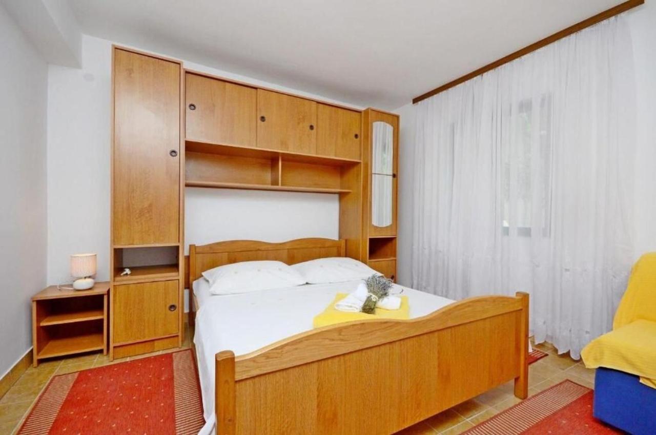 Apartments Milan Рогозница Экстерьер фото