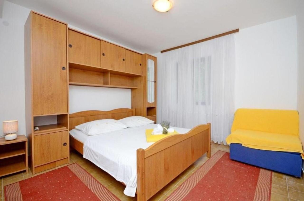 Apartments Milan Рогозница Экстерьер фото
